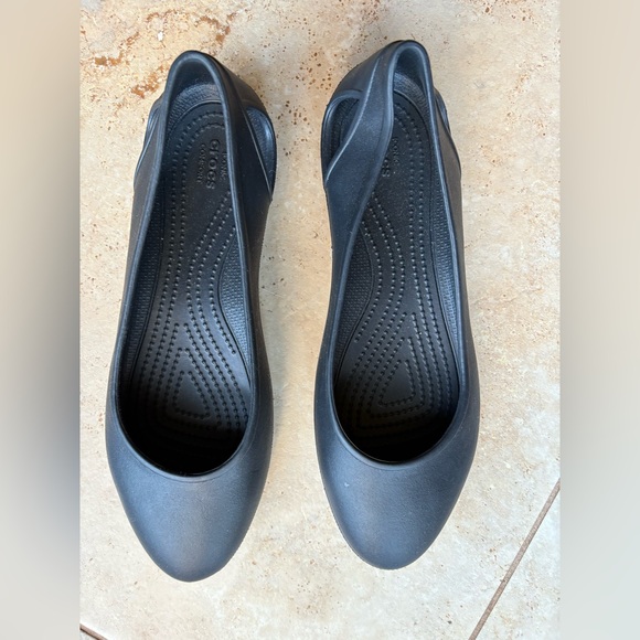 Crocs Black Flats Size 10 - Picture 4 of 4